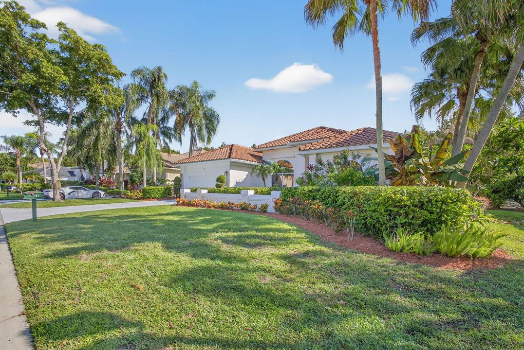 Active With Contract: $1,249,000 (4 beds, 3 baths, 2873 Square Feet)