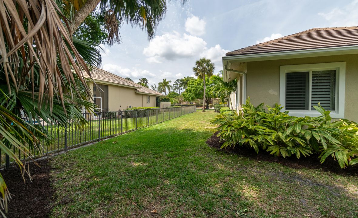 For Sale: $2,950,000 (4 beds, 5 baths, 3703 Square Feet)