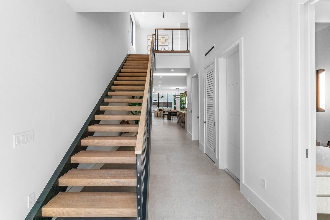 待售: $5,850,000 (5 贝兹, 5 浴室, 4942 平方英尺)