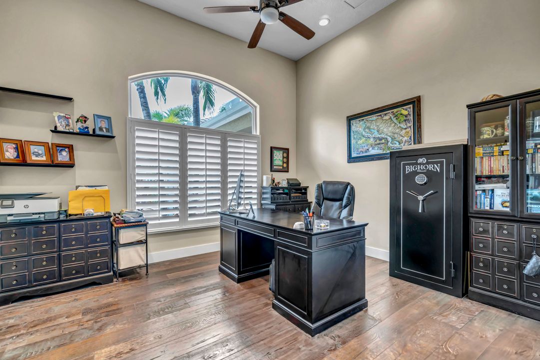 For Sale: $2,950,000 (4 beds, 5 baths, 3703 Square Feet)