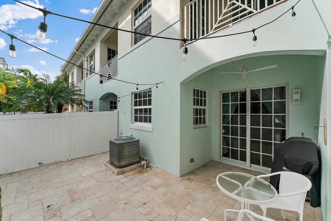 En Venta: $900,000 (3 camas, 2 baños, 1793 Pies cuadrados)