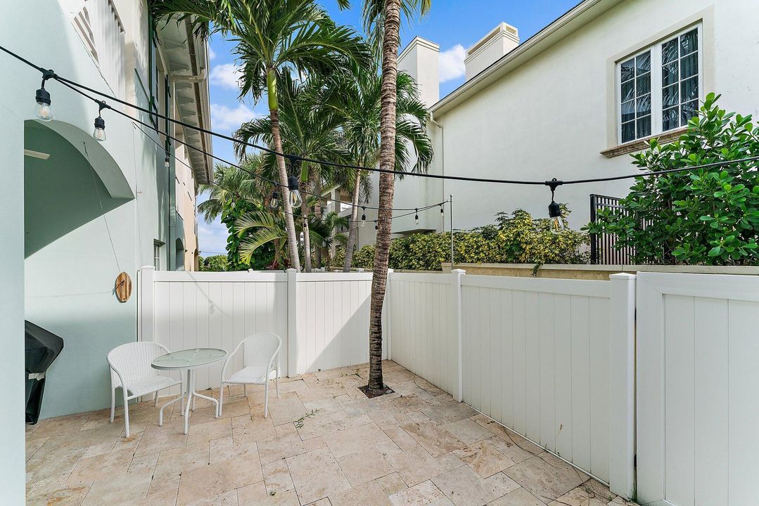 En Venta: $900,000 (3 camas, 2 baños, 1793 Pies cuadrados)