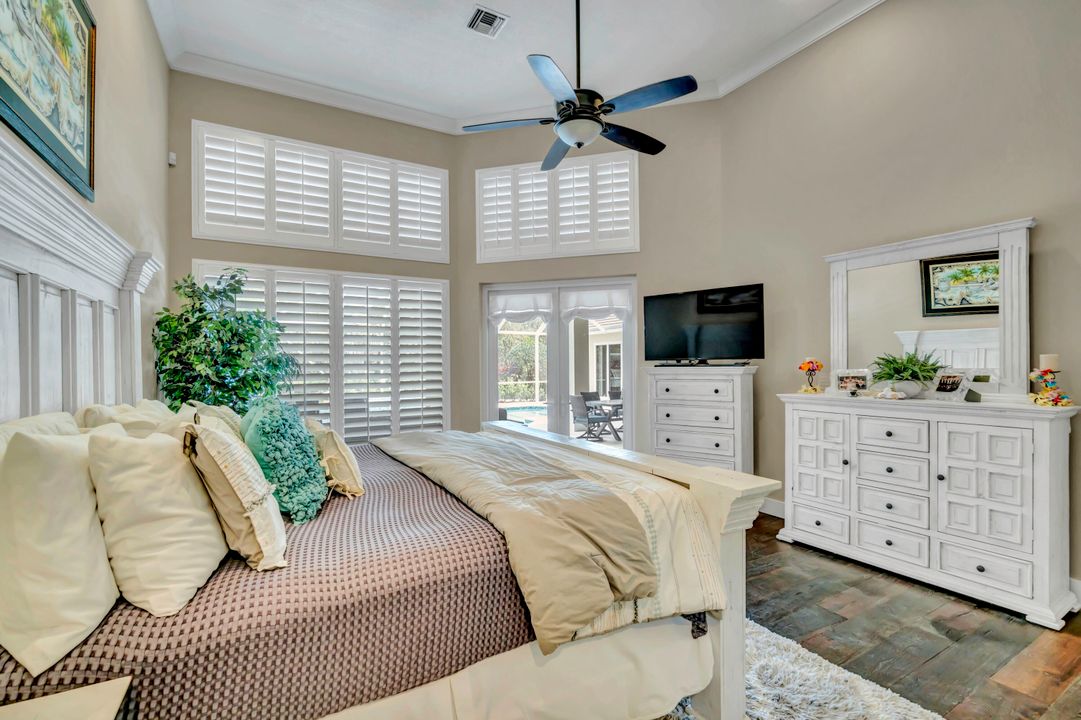 For Sale: $2,950,000 (4 beds, 5 baths, 3703 Square Feet)