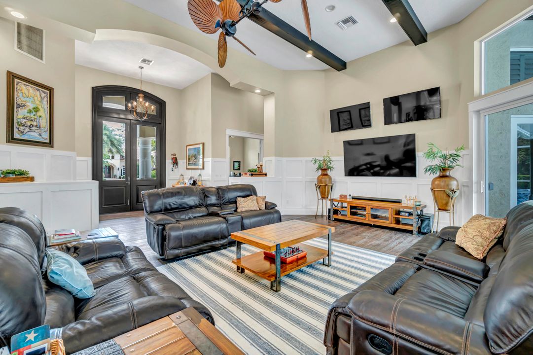 For Sale: $2,950,000 (4 beds, 5 baths, 3703 Square Feet)