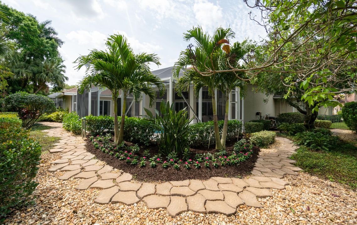 For Sale: $2,950,000 (4 beds, 5 baths, 3703 Square Feet)