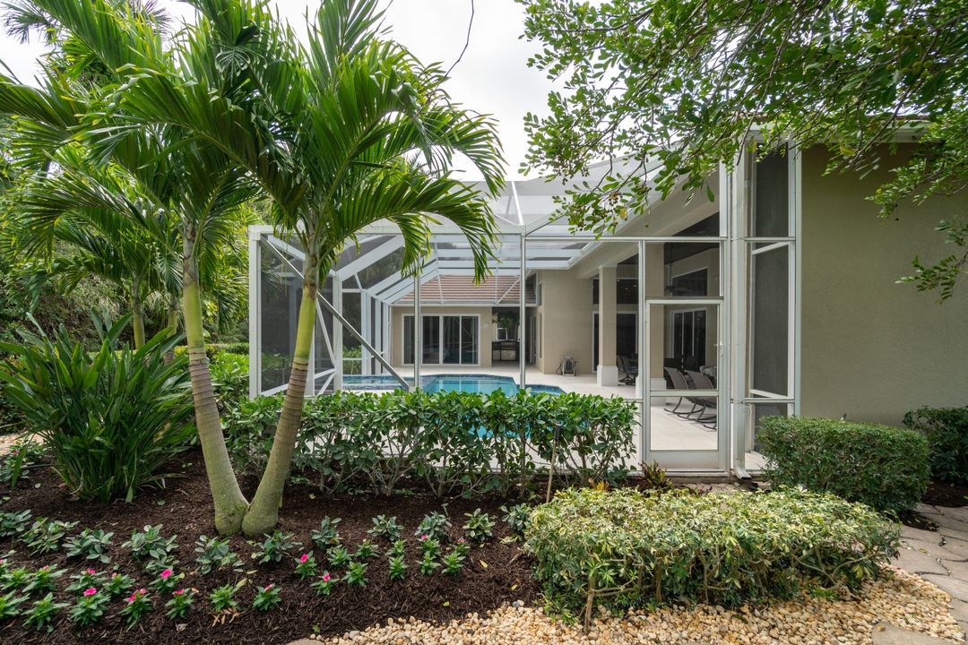 For Sale: $2,950,000 (4 beds, 5 baths, 3703 Square Feet)