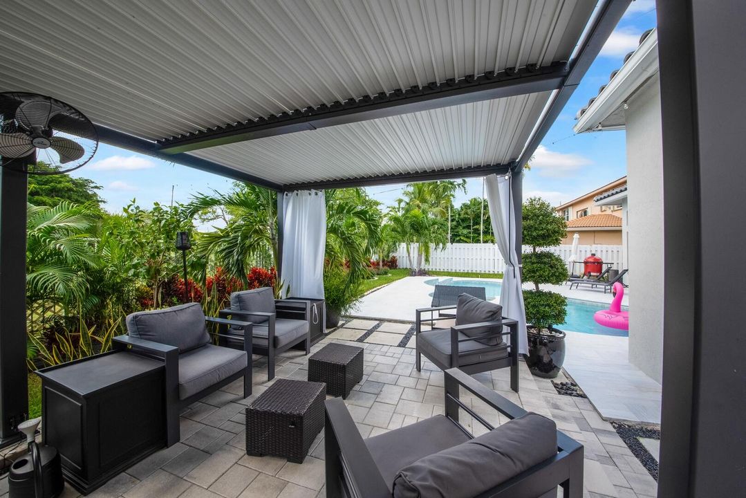 待售: $949,995 (4 贝兹, 2 浴室, 2381 平方英尺)