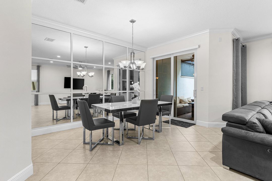 For Sale: $494,000 (3 beds, 2 baths, 2278 Square Feet)