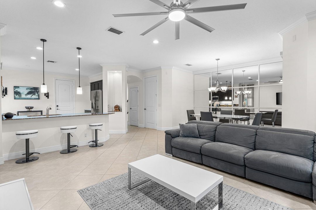 For Sale: $494,000 (3 beds, 2 baths, 2278 Square Feet)