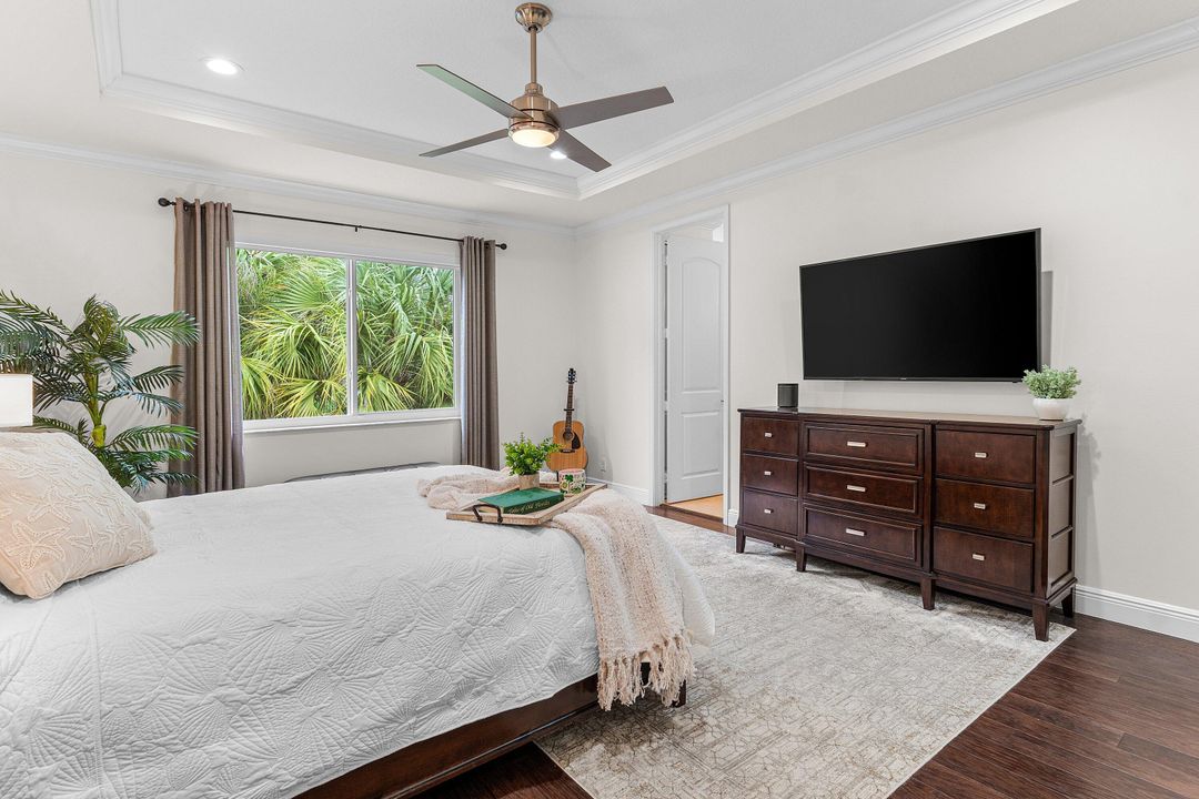 For Sale: $494,000 (3 beds, 2 baths, 2278 Square Feet)