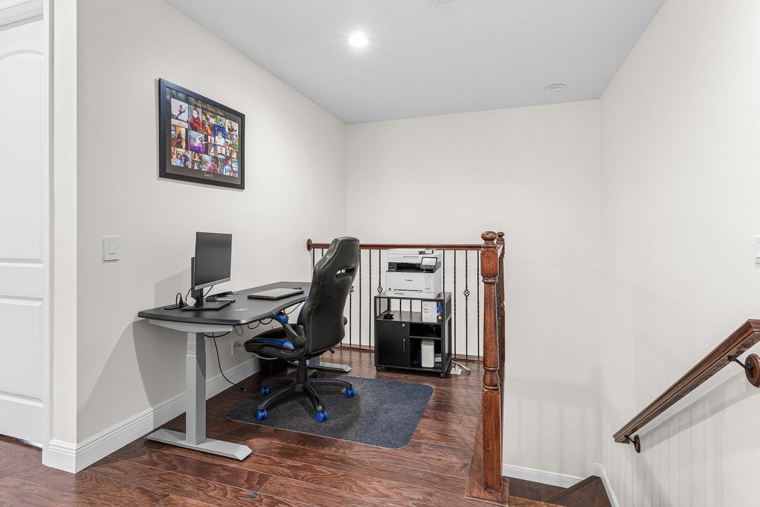 For Sale: $494,000 (3 beds, 2 baths, 2278 Square Feet)