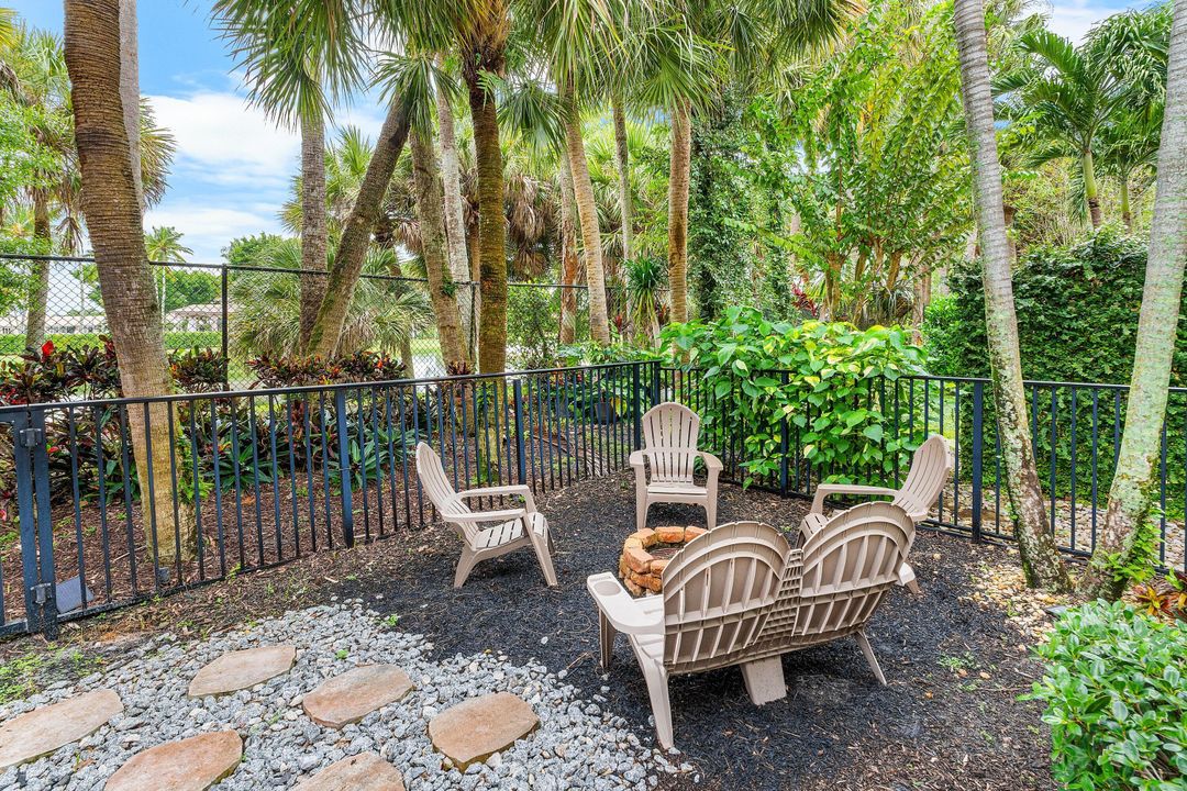 For Sale: $494,000 (3 beds, 2 baths, 2278 Square Feet)