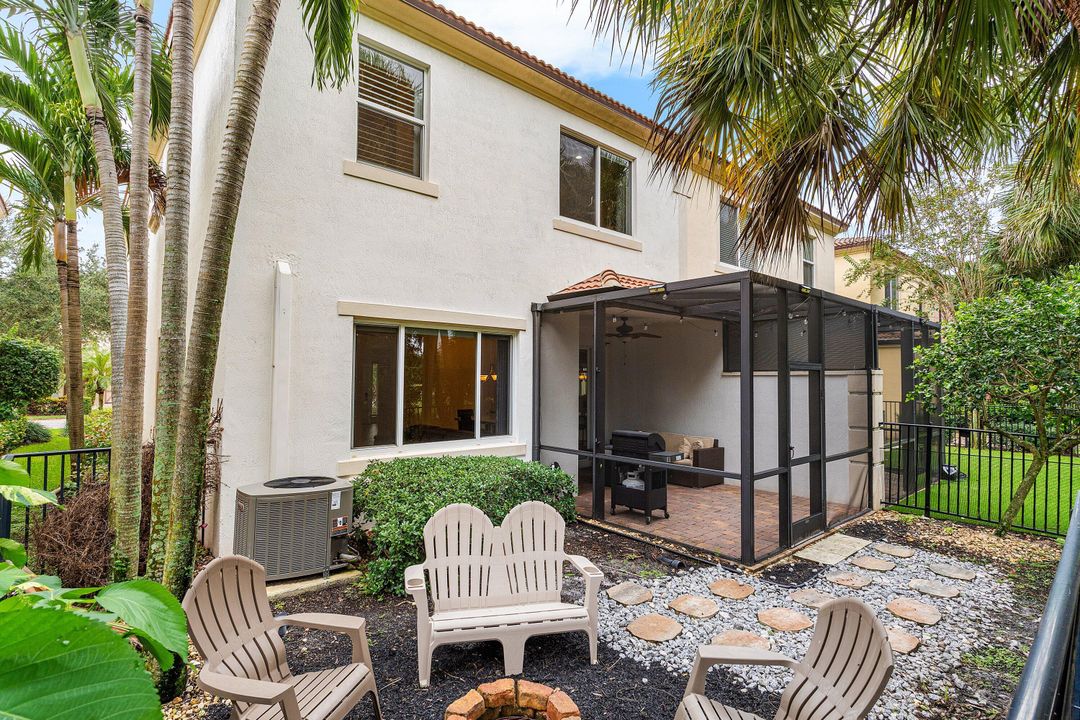 For Sale: $494,000 (3 beds, 2 baths, 2278 Square Feet)