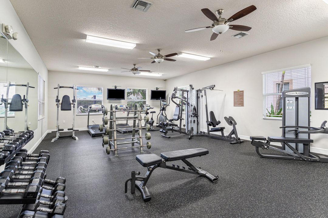 For Sale: $494,000 (3 beds, 2 baths, 2278 Square Feet)