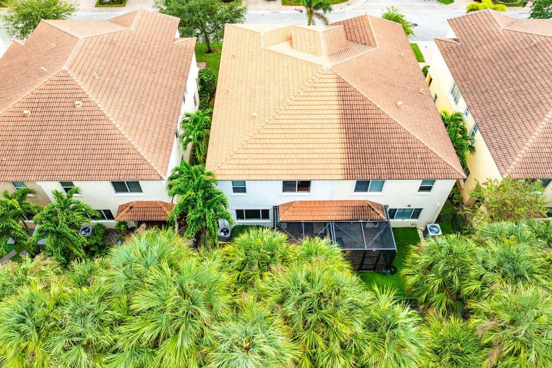 For Sale: $494,000 (3 beds, 2 baths, 2278 Square Feet)