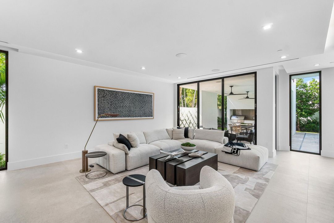 待售: $5,850,000 (5 贝兹, 5 浴室, 4942 平方英尺)