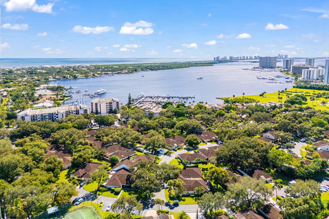 En Renta: $10,000 (3 camas, 2 baños, 2257 Pies cuadrados)