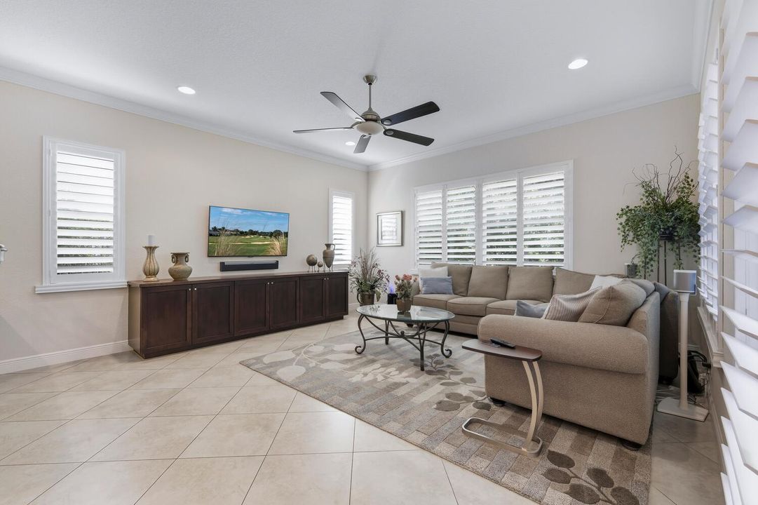 For Sale: $1,500,000 (5 beds, 4 baths, 4016 Square Feet)