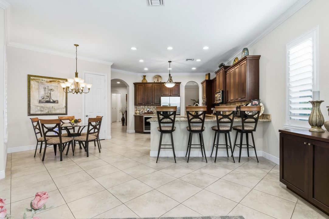 For Sale: $1,500,000 (5 beds, 4 baths, 4016 Square Feet)