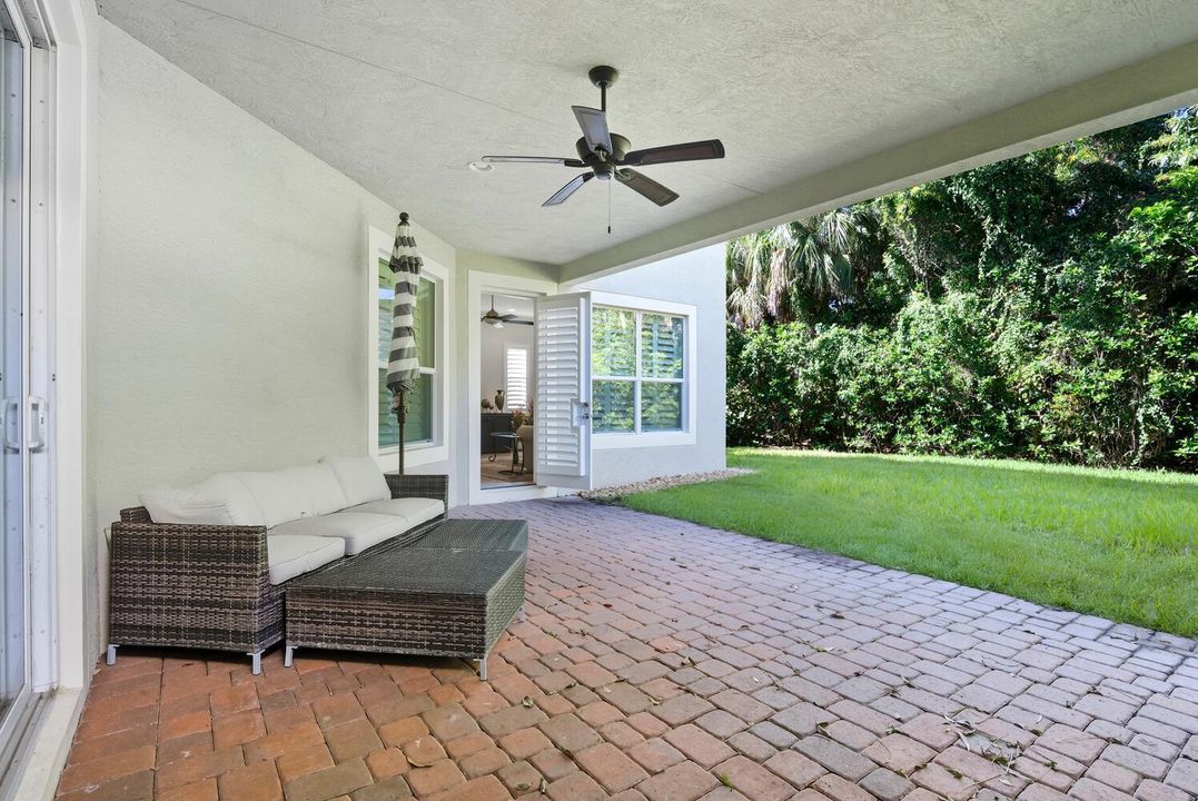 For Sale: $1,500,000 (5 beds, 4 baths, 4016 Square Feet)