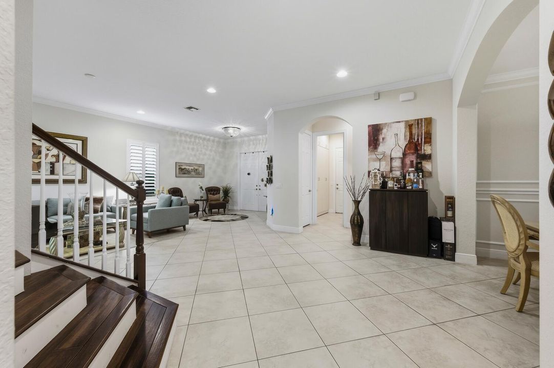 For Sale: $1,500,000 (5 beds, 4 baths, 4016 Square Feet)