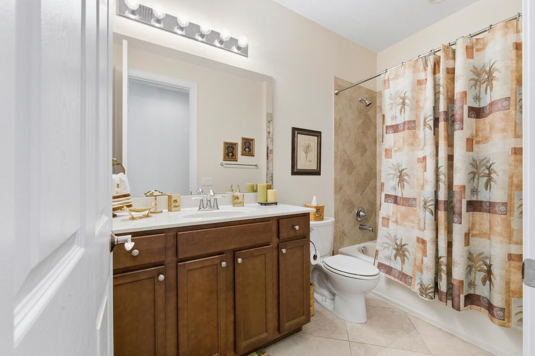 For Sale: $1,500,000 (5 beds, 4 baths, 4016 Square Feet)