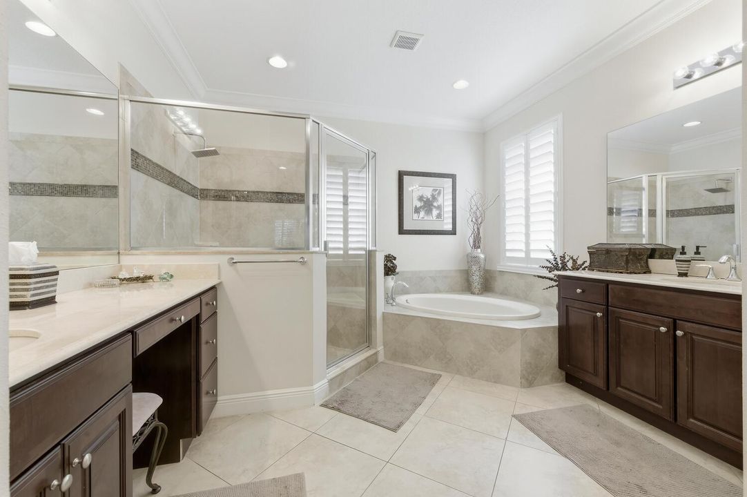 For Sale: $1,500,000 (5 beds, 4 baths, 4016 Square Feet)