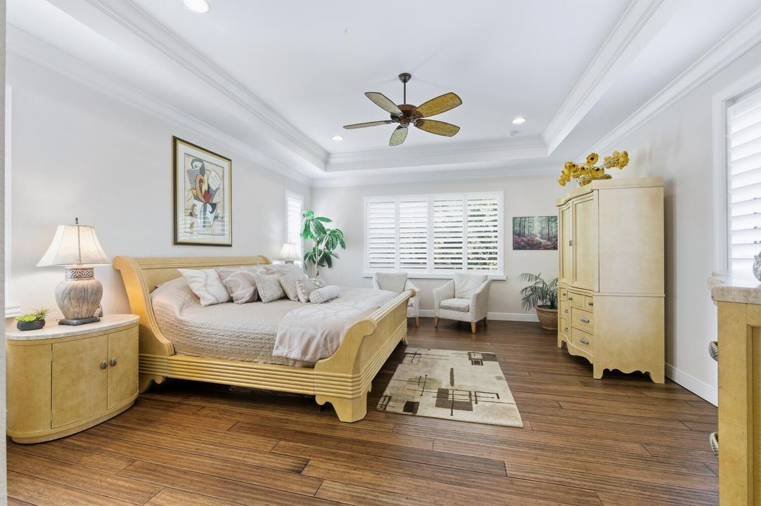 For Sale: $1,500,000 (5 beds, 4 baths, 4016 Square Feet)