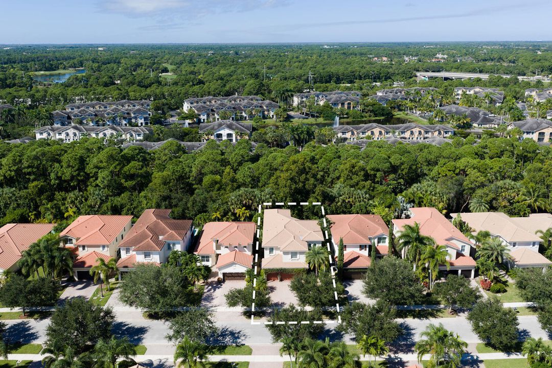 For Sale: $1,500,000 (5 beds, 4 baths, 4016 Square Feet)