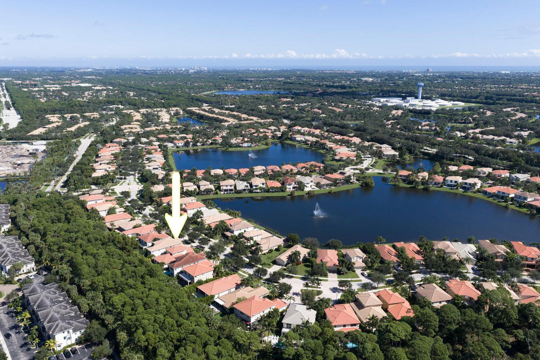 For Sale: $1,500,000 (5 beds, 4 baths, 4016 Square Feet)