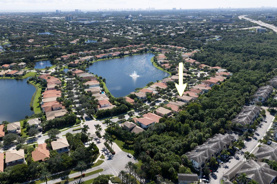 For Sale: $1,500,000 (5 beds, 4 baths, 4016 Square Feet)