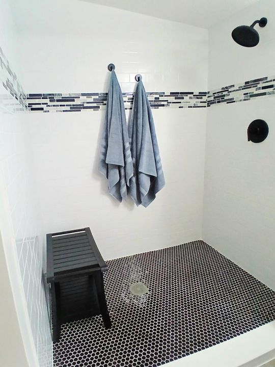 For Sale: $159,000 (2 beds, 2 baths, 1120 Square Feet)