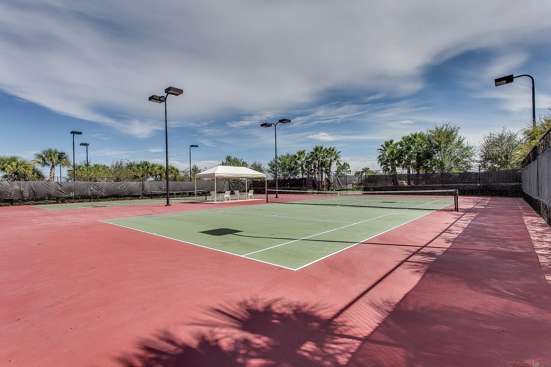 For Sale: $345,000 (2 beds, 2 baths, 1742 Square Feet)