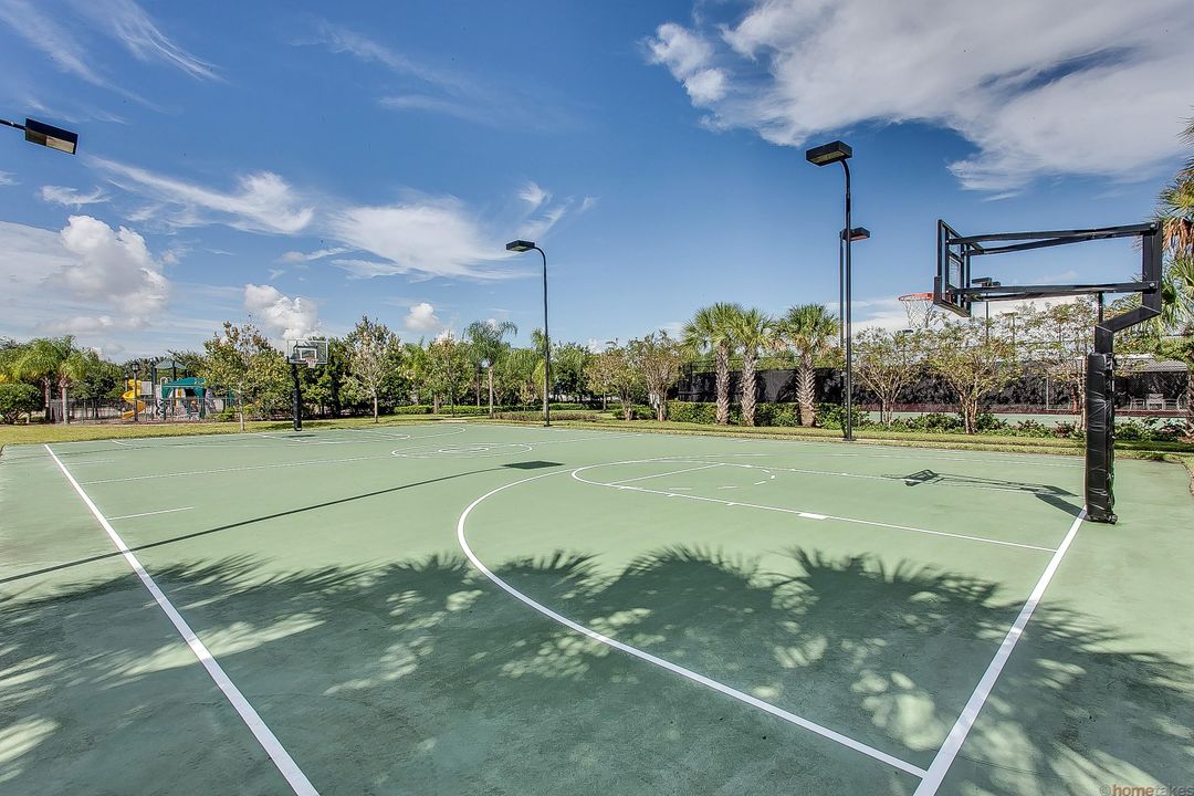 For Sale: $345,000 (2 beds, 2 baths, 1742 Square Feet)