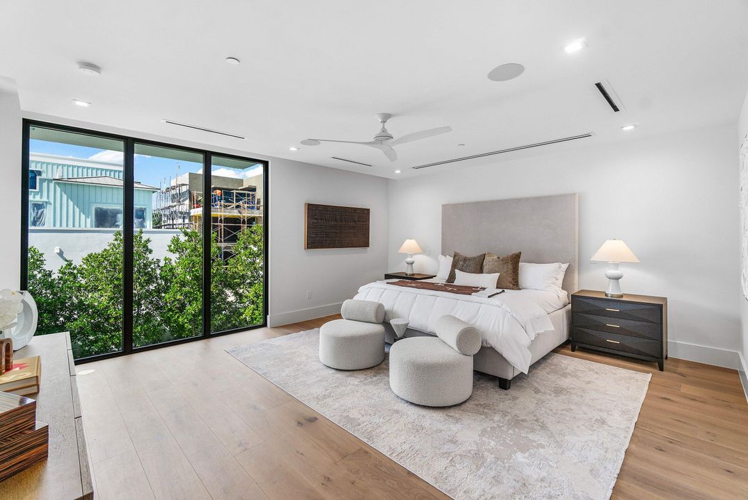 待售: $5,850,000 (5 贝兹, 5 浴室, 4942 平方英尺)