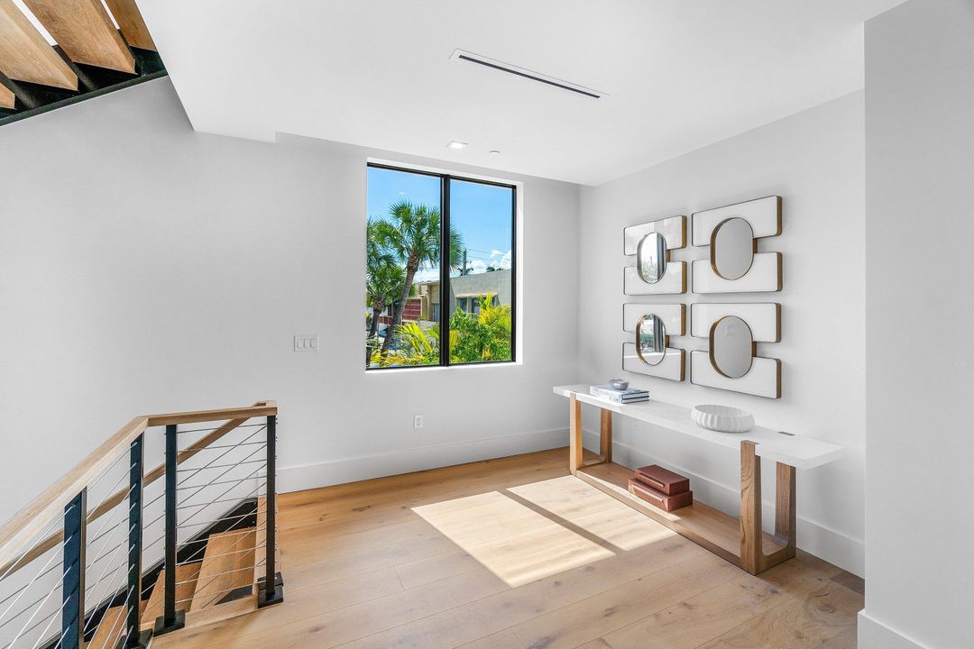 待售: $5,850,000 (5 贝兹, 5 浴室, 4942 平方英尺)