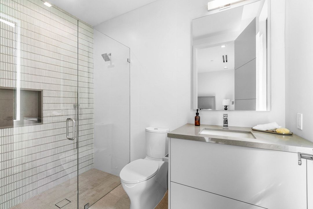 待售: $5,850,000 (5 贝兹, 5 浴室, 4942 平方英尺)