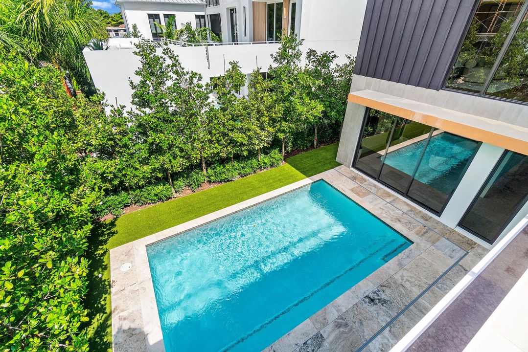 待售: $5,850,000 (5 贝兹, 5 浴室, 4942 平方英尺)