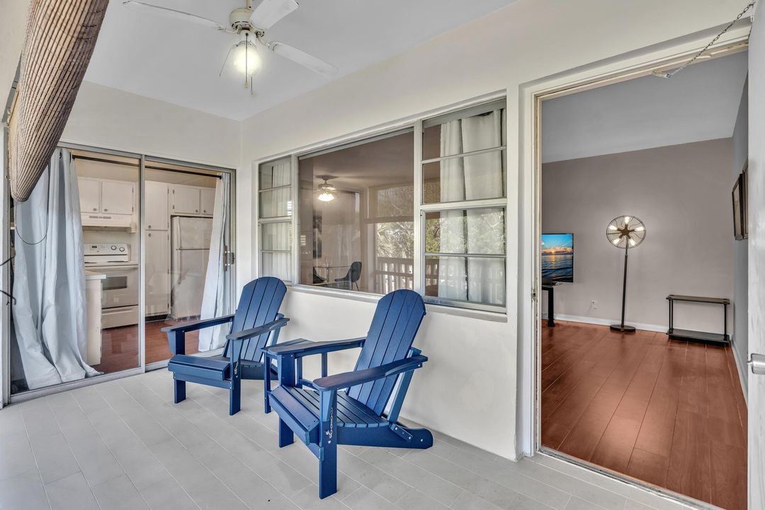 На продажу: $249,900 (2 спален, 1 ванн, 941 Квадратных фут)