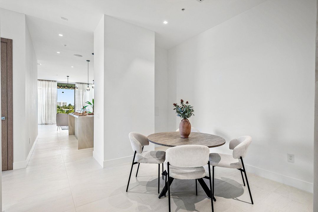 For Sale: $1,450,000 (2 beds, 2 baths, 1393 Square Feet)