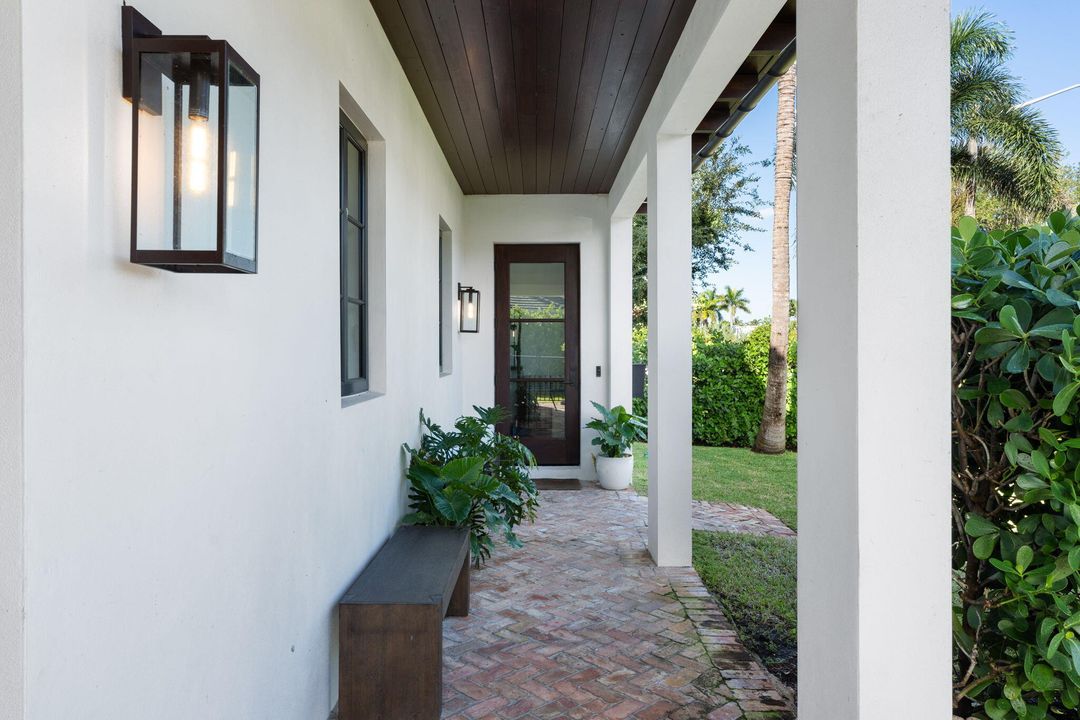 En Venta: $5,700,000 (4 camas, 3 baños, 2947 Pies cuadrados)