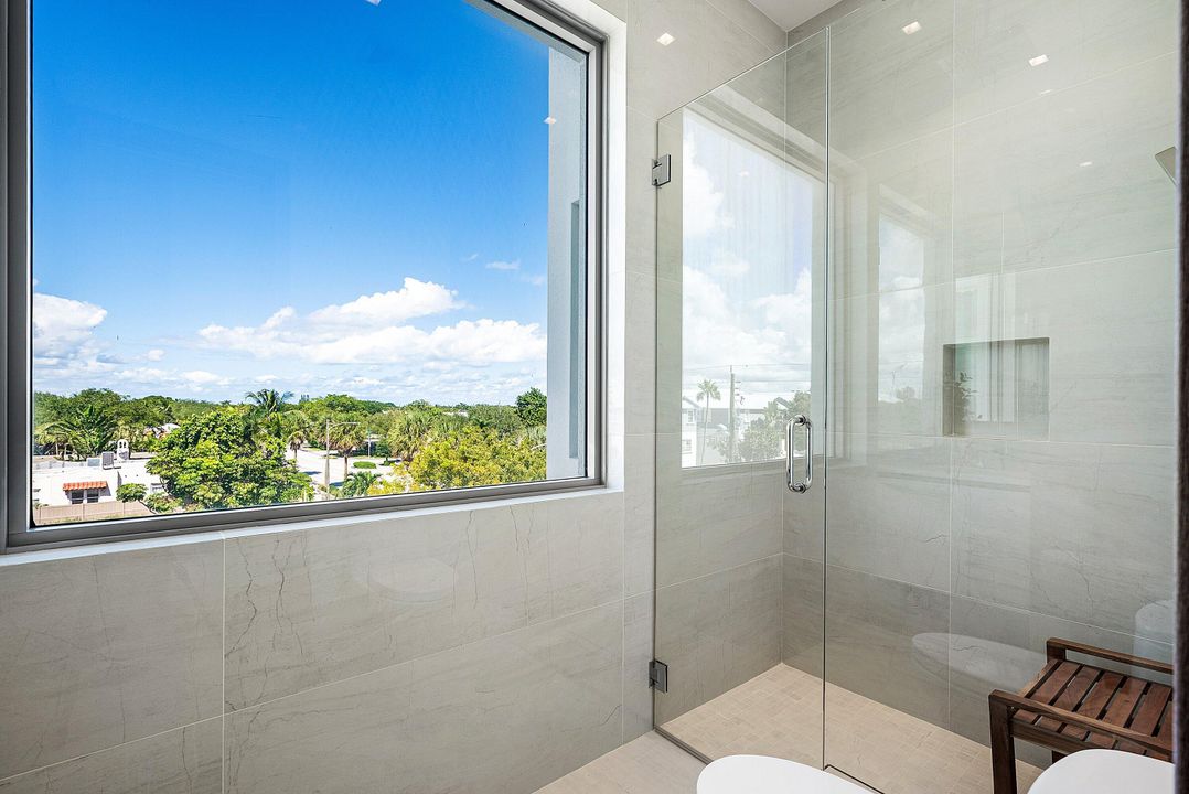 For Sale: $1,450,000 (2 beds, 2 baths, 1393 Square Feet)