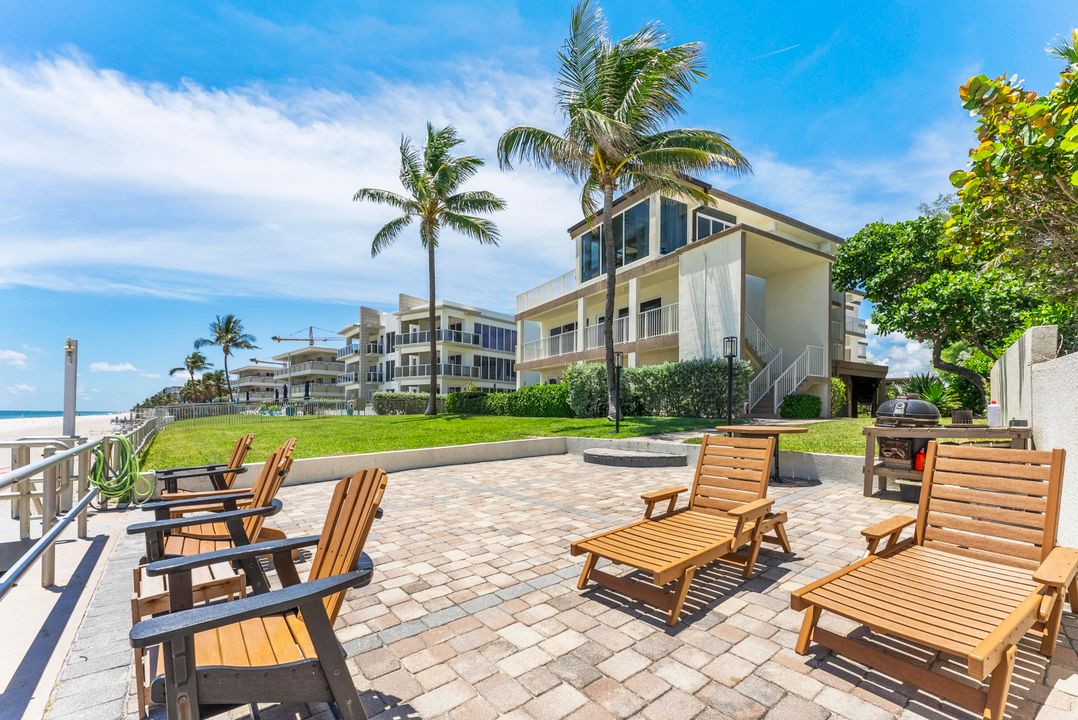 For Rent: $6,900 (2 beds, 2 baths, 1015 Square Feet)