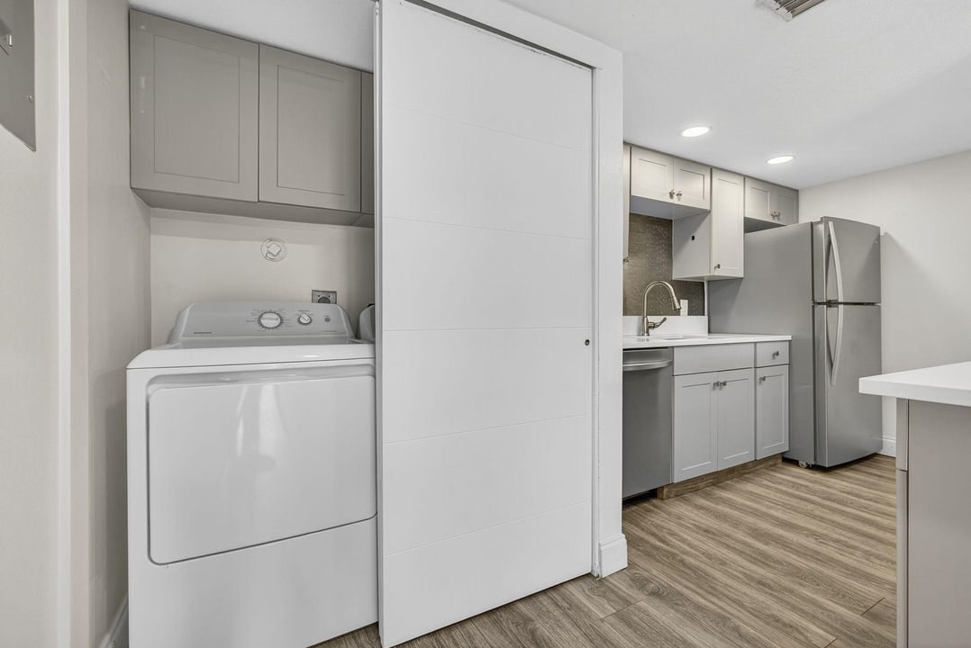 En Venta: $236,500 (2 camas, 2 baños, 770 Pies cuadrados)