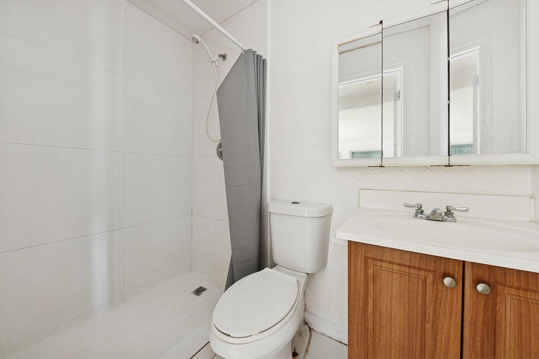 For Sale: $339,000 (3 beds, 3 baths, 1428 Square Feet)