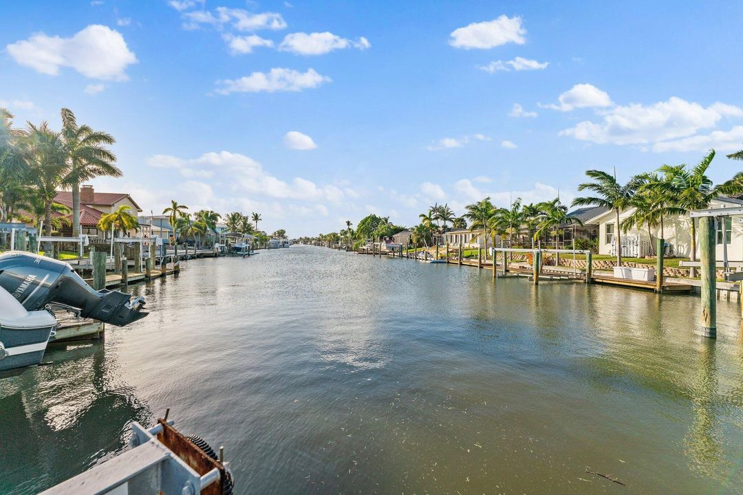 待售: $919,950 (3 贝兹, 2 浴室, 2007 平方英尺)