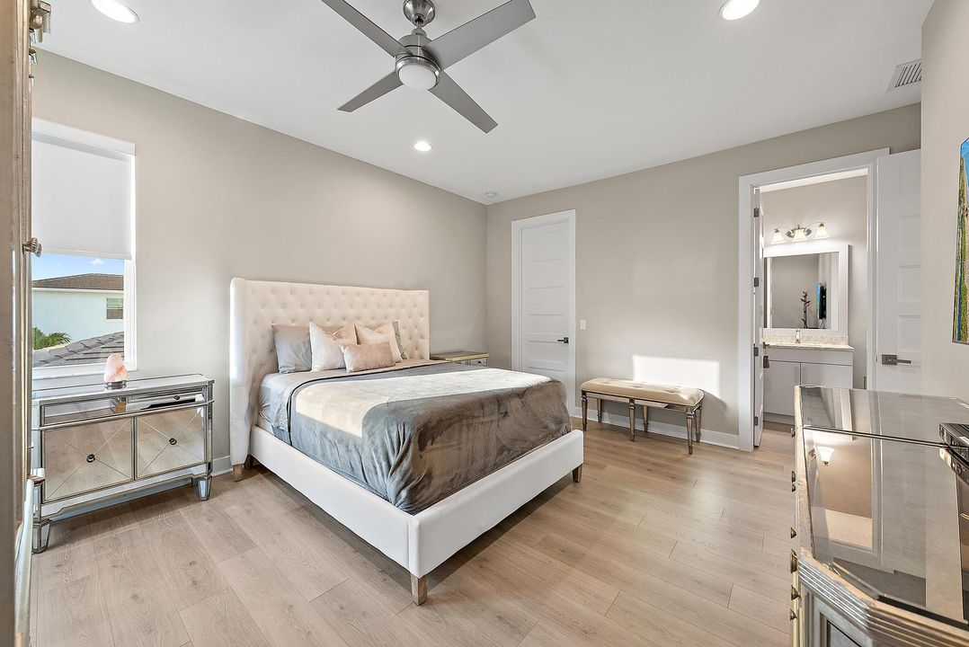 For Sale: $1,499,000 (3 beds, 3 baths, 3002 Square Feet)