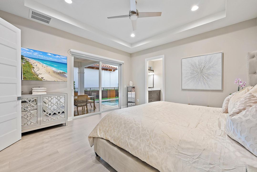 For Sale: $1,499,000 (3 beds, 3 baths, 3002 Square Feet)