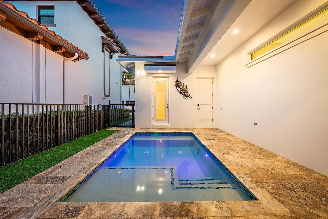 For Sale: $1,499,000 (3 beds, 3 baths, 3002 Square Feet)