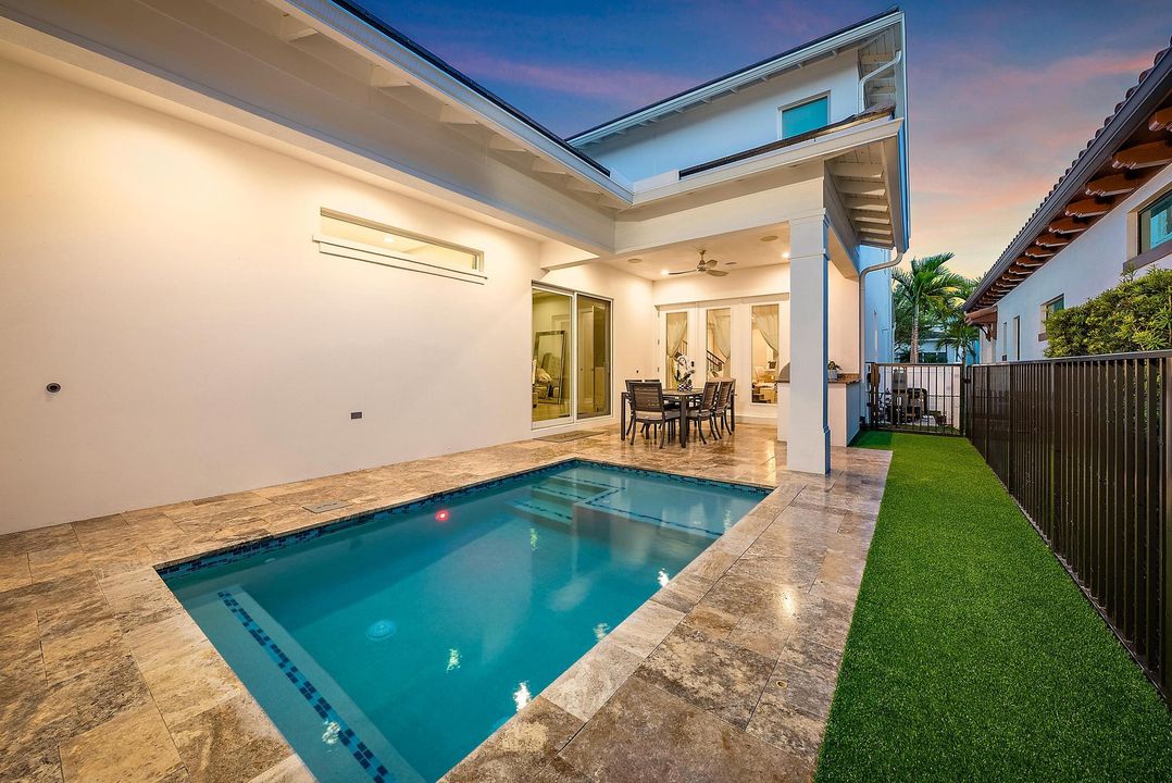 For Sale: $1,499,000 (3 beds, 3 baths, 3002 Square Feet)